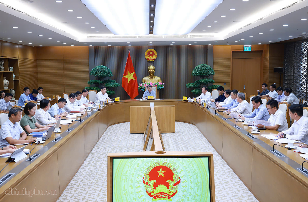Thủ tướng Lê Minh Hưng: Thúc đẩy các dự án trọng điểm GTVT chậm tiến độ và tỉ lệ giải ngân thấp